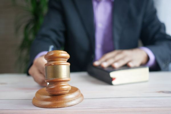 Avocat en droit de la concurrence : protégez vos intérêts commerciaux