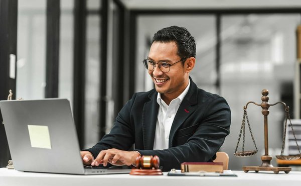 Avocat en droit de la concurrence : protégez vos intérêts commerciaux